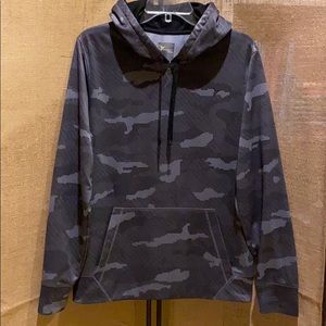 Old Navy Active Gray Camo Hoodie